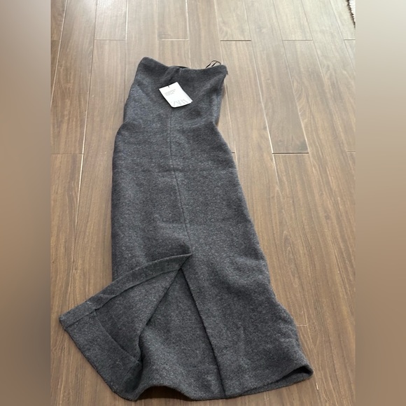 Zara seasonal collection textured dress including brooch and shirt - Picture 9 of 13